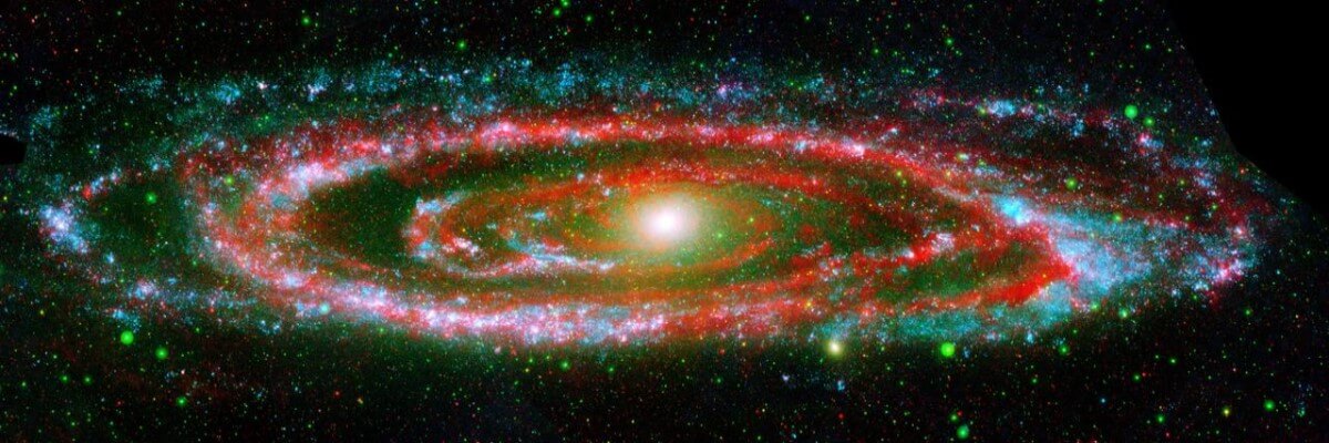 کهکشان شگفت انگیز آندرومدا